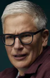 Эбби Макенани